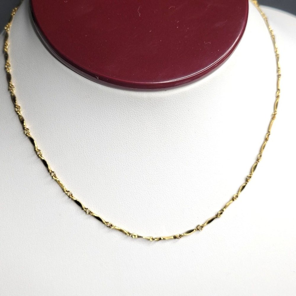 Vendome Signed Twisted Bar Link Chain Gold Tone Metal Fashion Necklace 14 in